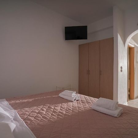 Casa Nostra Mykonos Boutique Rooms & Studios Glastros  Esterno foto